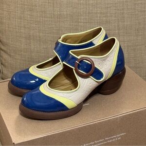 John Fluevog Go Groovy Cohen Mary Jane with Heel in Beige/Blue